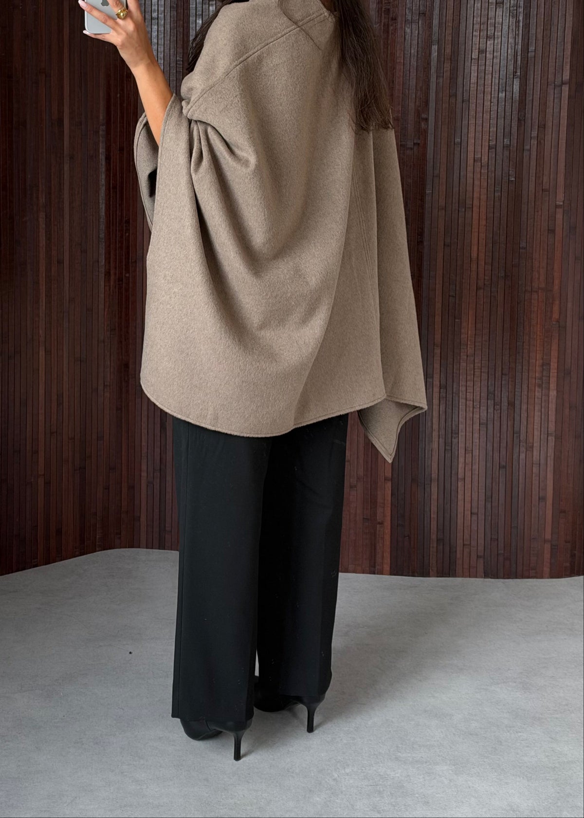 CAPE LAINE TAUPE