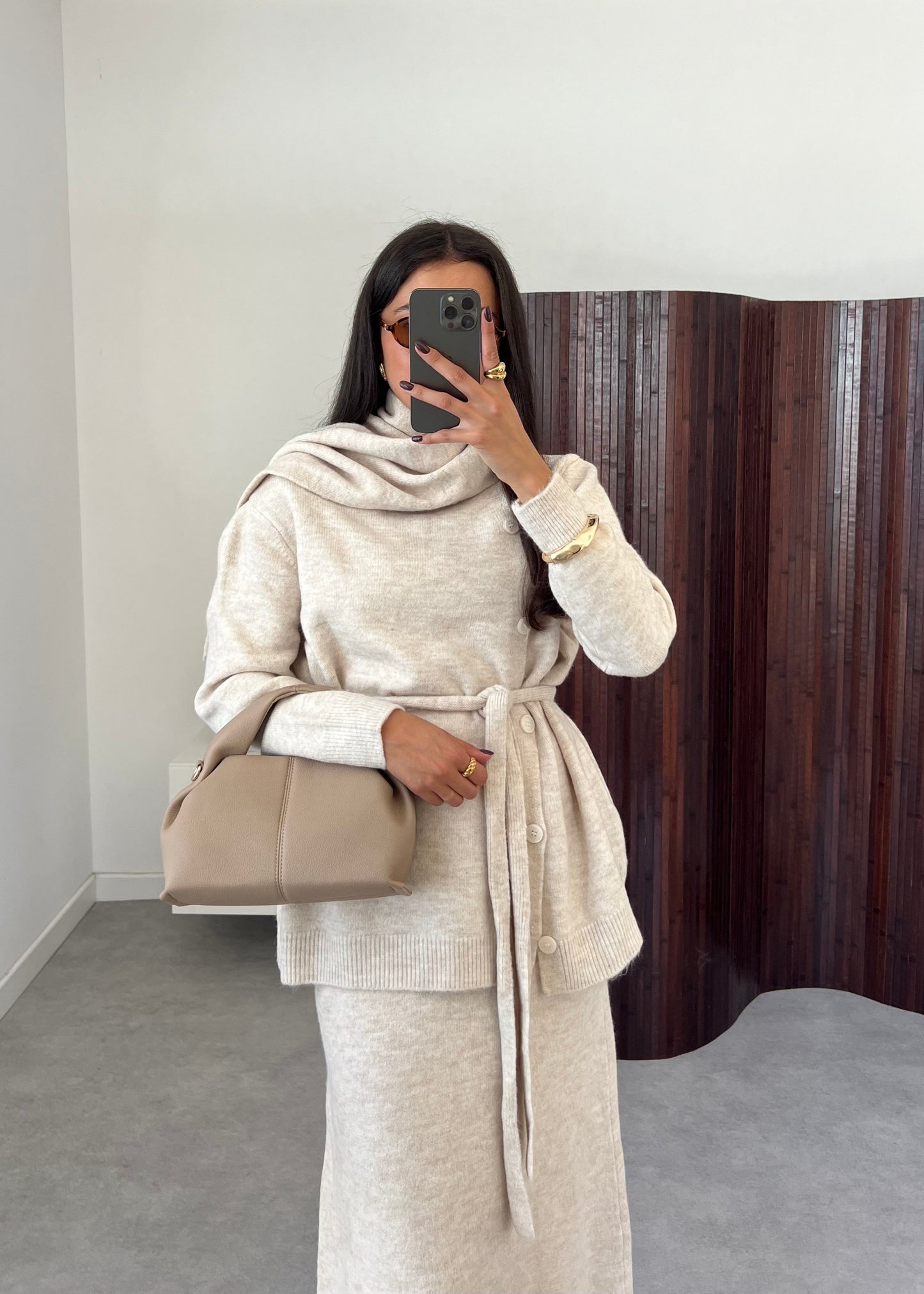 ENSEMBLE JUPE PULL BEIGE