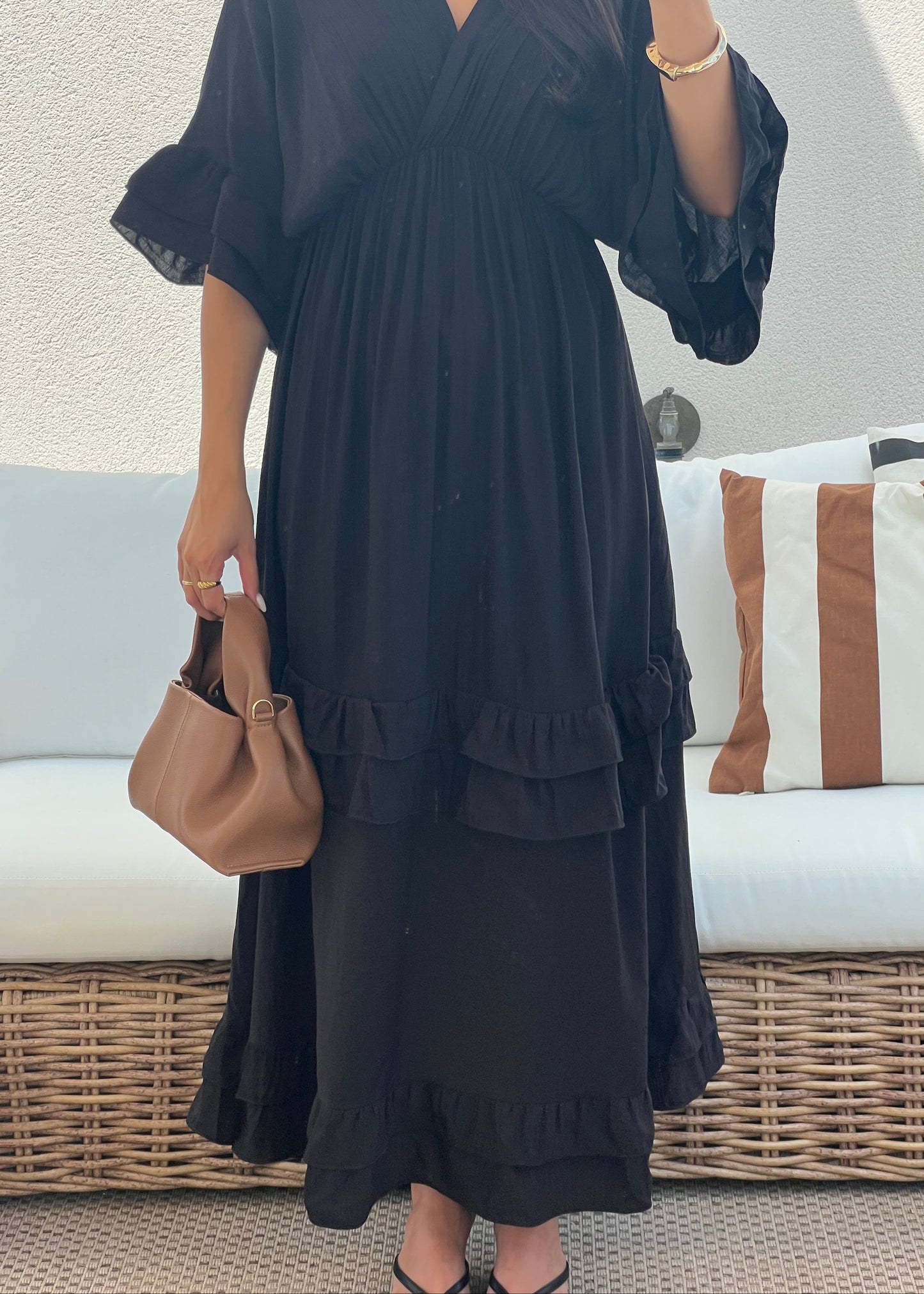 ROBE À VOLANT NOIRE