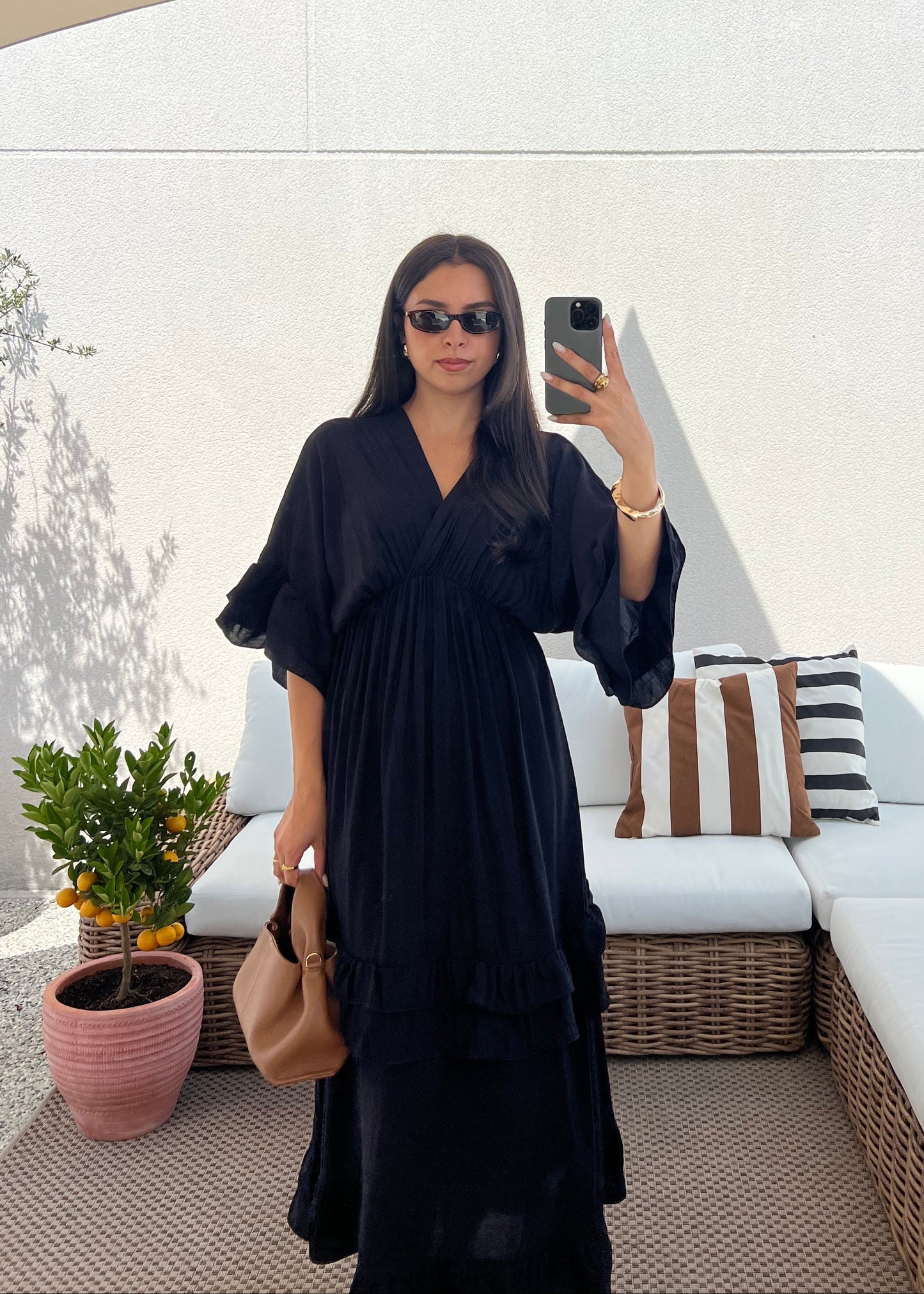 ROBE À VOLANT NOIRE