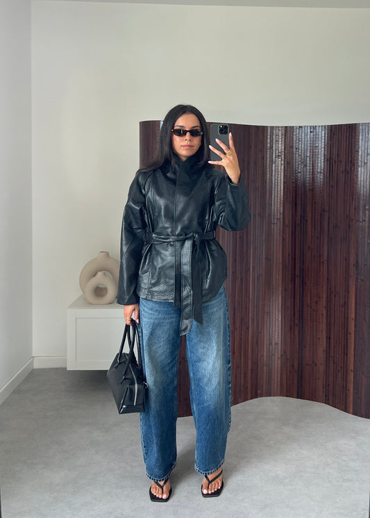 VESTE À NOUER NOIRE