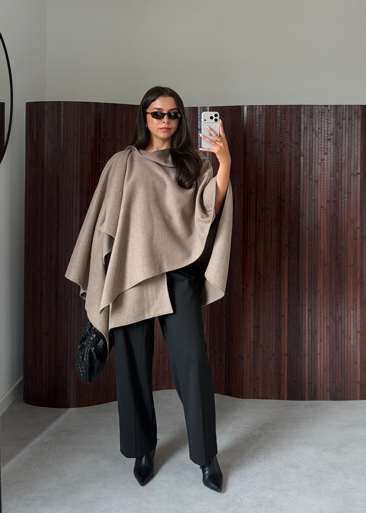 CAPE LAINE TAUPE